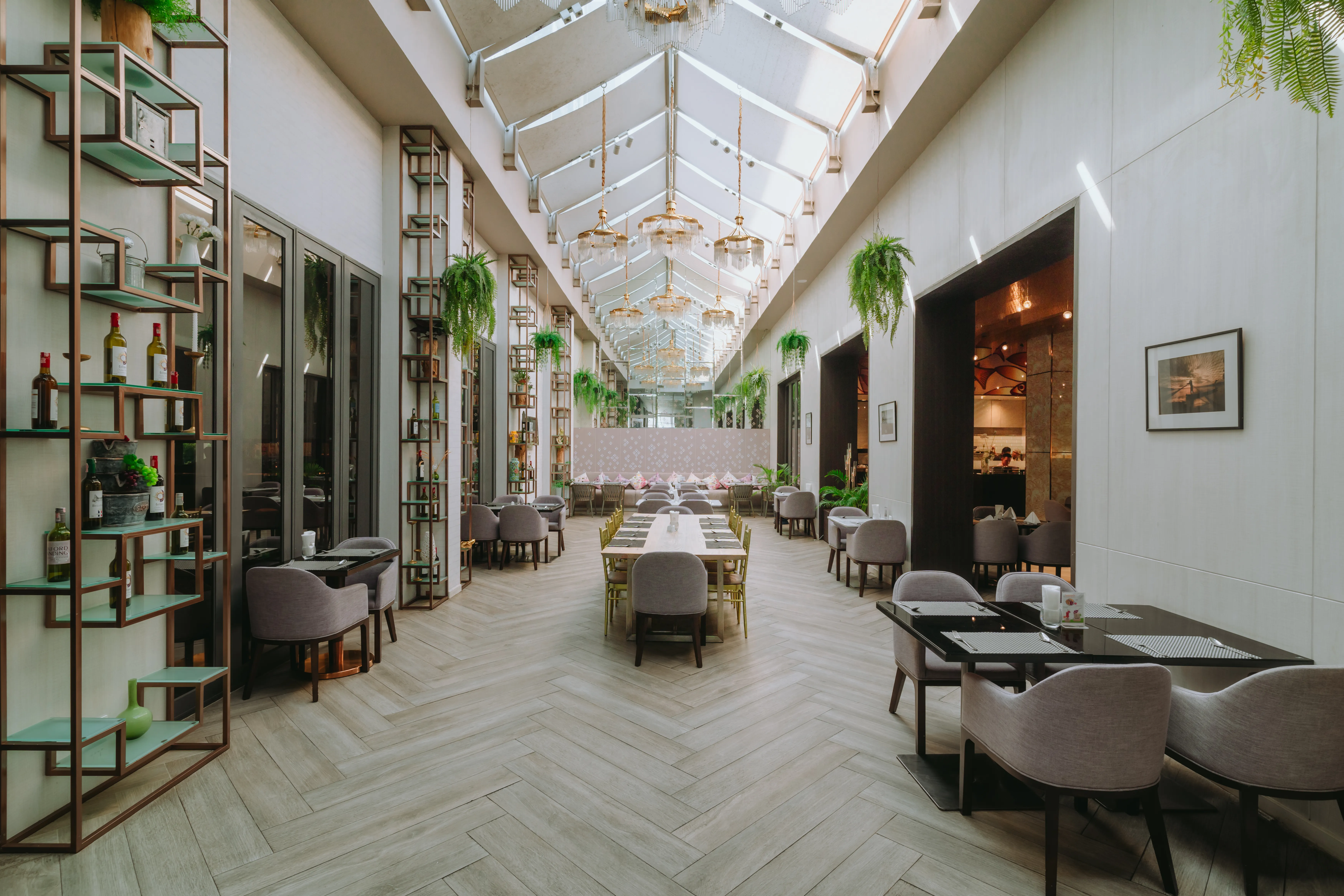 Chada Restaurant Luxury Ambiance