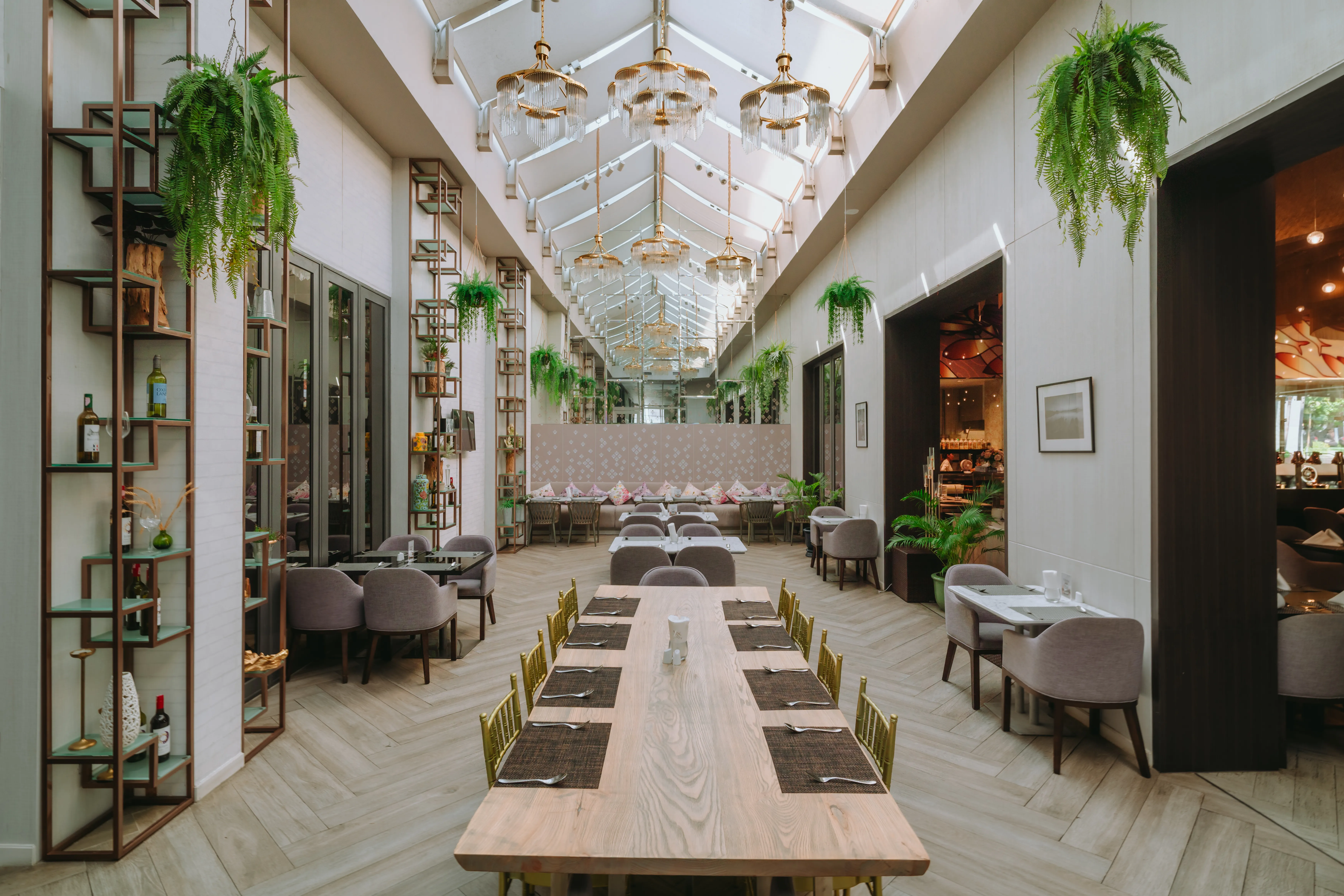 Chada Restaurant Luxury Ambiance