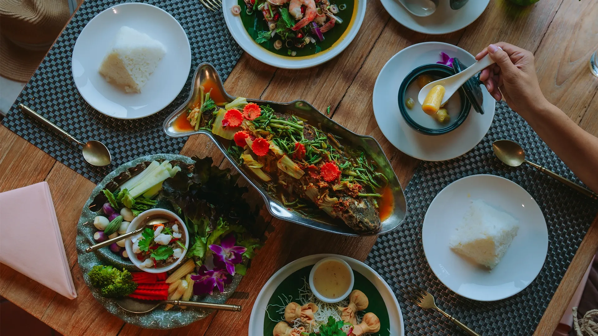 Karaked Authentic Thai Table Setting