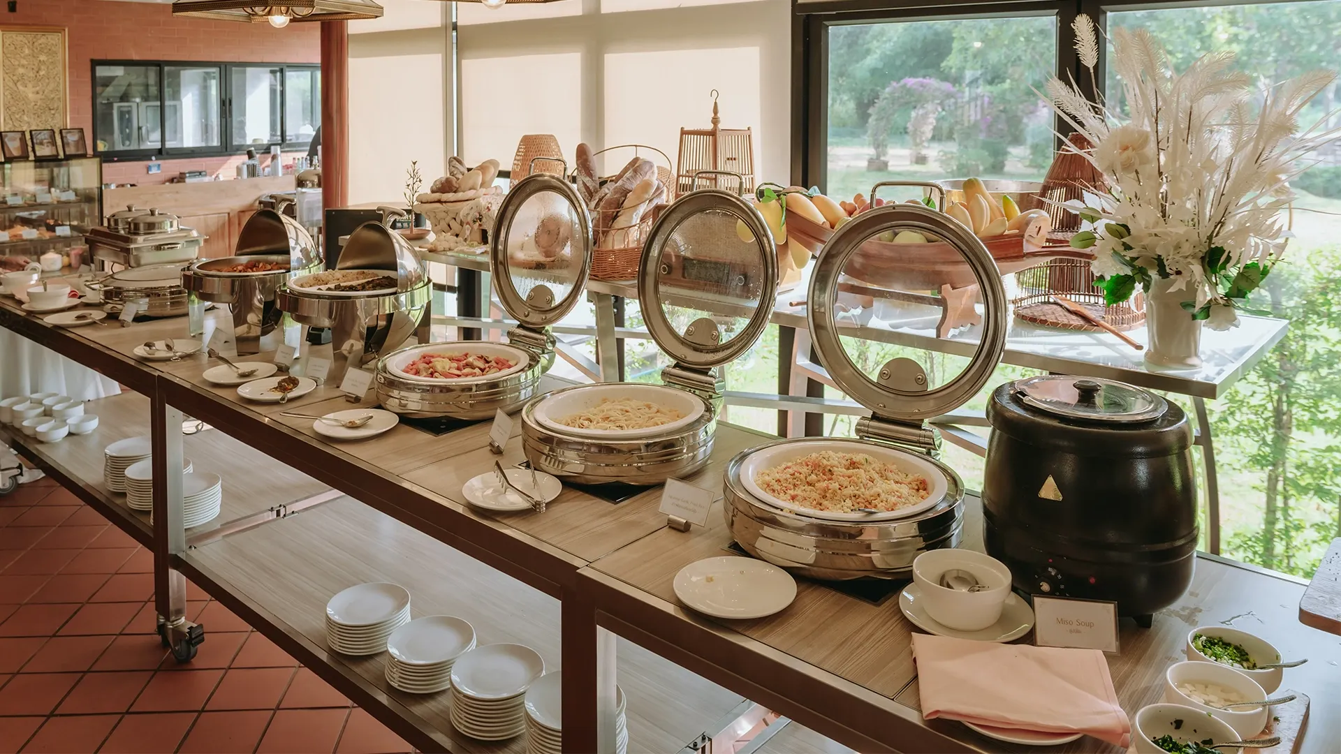 Karaked Authentic Thai Table Setting