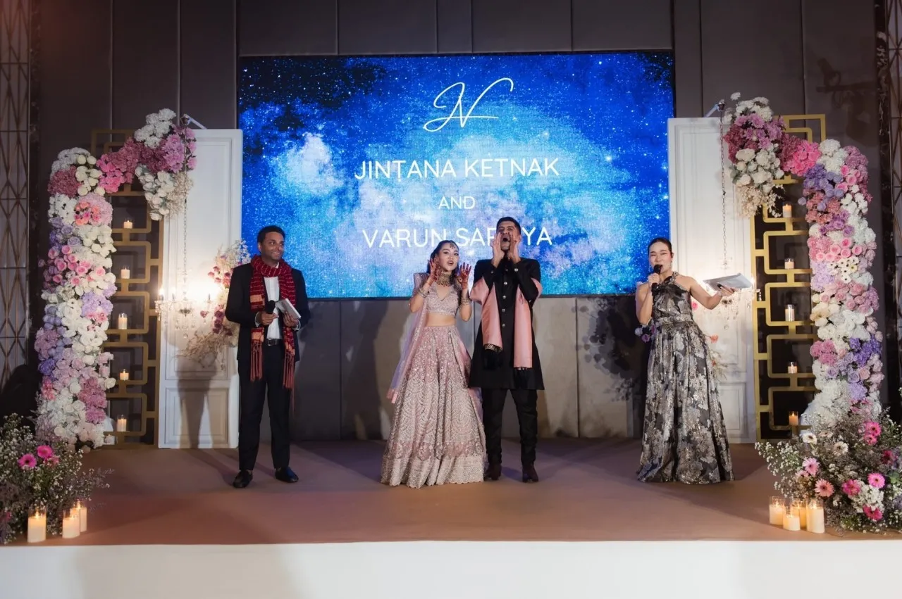 การจัดโต๊ะอาหาร